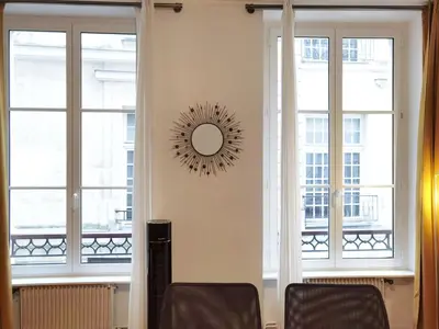Plan de l'établissement Calm apt 60m2 near Notre-Dame and Seine 2bdrs N4-4b