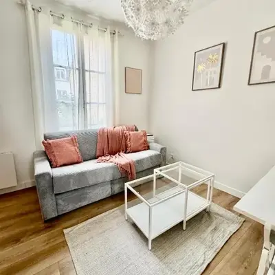 Comfort & Light in Boulogne I 10 Min to Paris Metro