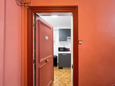 Cuisine ou kitchenette dans l'établissement Appartement 02 - Paris Faubourg Bail Mobilité
