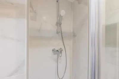 Salle de bains dans l'établissement Cozy Studio Place de la Bastille 2P
