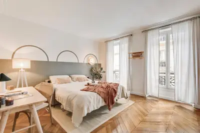 Un ou plusieurs lits dans un hébergement de l'établissement Tirreni - 2 chambres à Hôtel de Ville