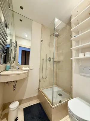 Salle de bains dans l'établissement Seine View 120m2-2bedrooms