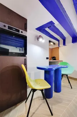 Cuisine ou kitchenette dans l'établissement NoChichi-Collections - Louvre
