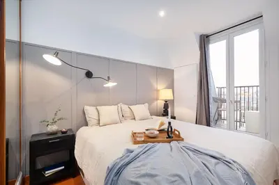 Un ou plusieurs lits dans un hébergement de l'établissement Jonquille - Duplex 2 chambres à Jardin des Plantes