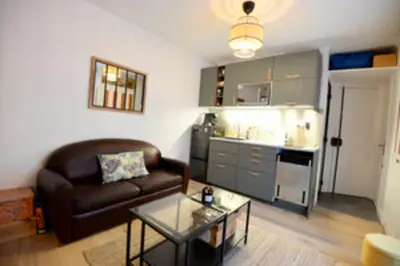 Plan de l'établissement Nice 25m With Wifi In Paris