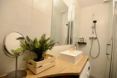 Plan de l'établissement Nice 25m With Wifi In Paris