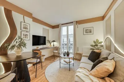 Télévision ou salle de divertissement dans l'établissement Bosporus - 1 chambre à Saint-Ambroise