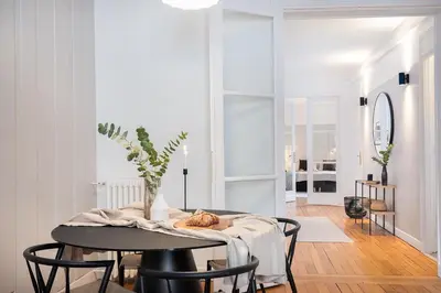 Coin salon dans l'établissement Giverny - 2 chambres à Neuilly-sur-Seine
