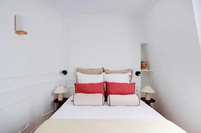 Un ou plusieurs lits dans un hébergement de l'établissement Superb apartment- 1BR-4P - Tour-Eiffel