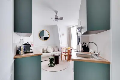 Cuisine ou kitchenette dans l'établissement Superb apartment- 1BR-4P - Tour-Eiffel