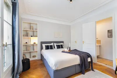 Un ou plusieurs lits dans un hébergement de l'établissement Ischia - 1 chambre à South Pigalle