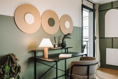 Coin salon dans l'établissement Bornova - 2 chambres et balcon à Tour Eiffel