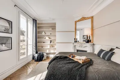 Un ou plusieurs lits dans un hébergement de l'établissement Fontanelle - 2 chambres à Batignolles