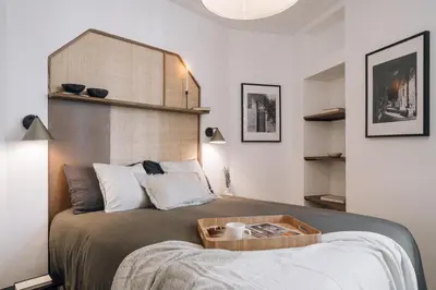 Un ou plusieurs lits dans un hébergement de l'établissement Louis - 1 chambre à Bastille