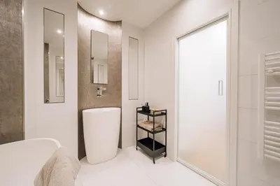 Salle de bains dans l'établissement Tepe - 1 chambre à Saint-Ambroise