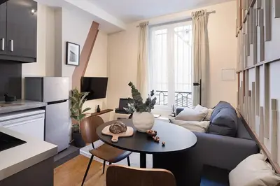 Cuisine ou kitchenette dans l'établissement Kavak - 2 chambres à Jardin des Plantes