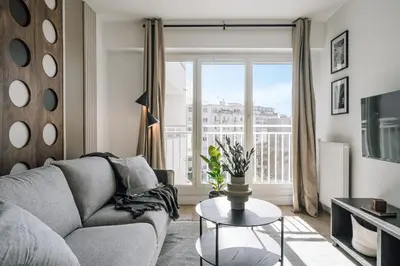 Coin salon dans l'établissement Anadolu - 1 chambre et balcon à Tour Eiffel