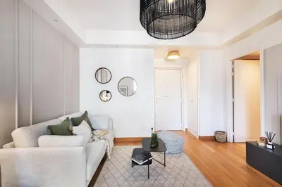 Coin salon dans l'établissement Sceaux - Studio avec balcon à Porte Dauphine