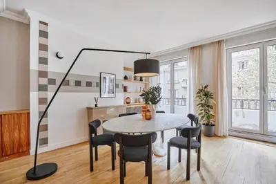 Plan de l'établissement Safir - 3 chambres et balcon à Trocadéro