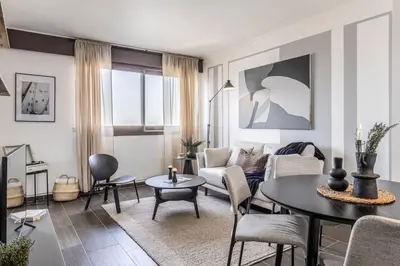 Coin salon dans l'établissement Auvers - 1 chambre à Javel