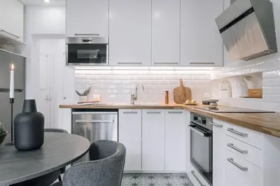 Cuisine ou kitchenette dans l'établissement Mimi - 1 chambre à La Motte-Picquet-Grenelle