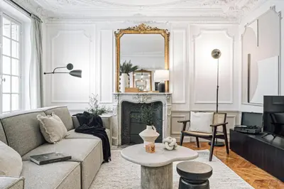 Coin salon dans l'établissement Lazare - 3 chambres à Ternes