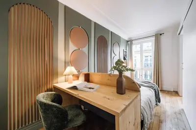 Un ou plusieurs lits dans un hébergement de l'établissement Firuze - 1 chambre à Louvre