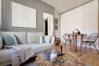 Coin salon dans l'établissement Porto - 1 chambre à Auteuil