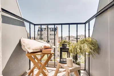 Plan de l'établissement Belloc - 1 chambre et bureau à Montparnasse