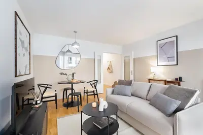 Coin salon dans l'établissement Vincennes - 1 chambre et balcon à Bastille
