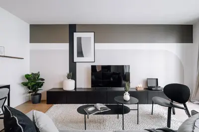 Télévision ou salle de divertissement dans l'établissement Matisse - 1 chambre à La Muette