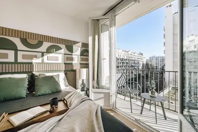 Balcon ou terrasse dans l'établissement Aksu - 3 chambres et balcon à Beaugrenelle