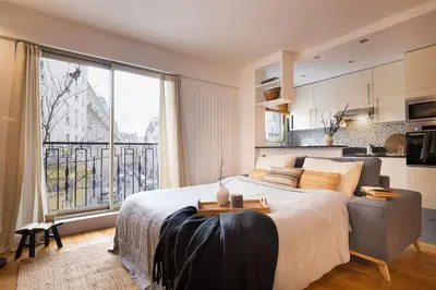 Un ou plusieurs lits dans un hébergement de l'établissement Angles - 1 chambre à Montmartre