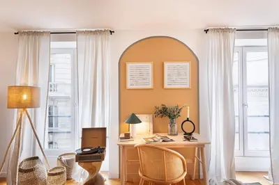 Plan de l'établissement Treville - 2 chambres à Grands Boulevards
