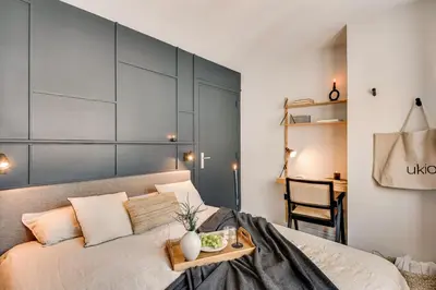 Coin salon dans l'établissement Font - 1 chambre et balcon à Opéra