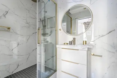Salle de bains dans l'établissement Appartement de Charme proche de la Tour Eiffel
