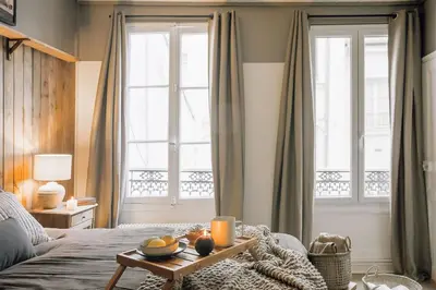 Un ou plusieurs lits dans un hébergement de l'établissement Tejo - 1 chambre à Montorgueil