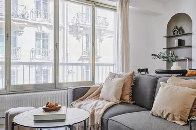 Coin salon dans l'établissement Sahil - 2 chambres à Trocadéro