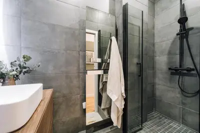 Salle de bains dans l'établissement Cadde - 1 chambre à Halles
