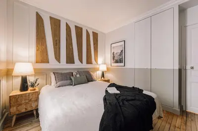 Un ou plusieurs lits dans un hébergement de l'établissement Soona - 3 chambres à Invalides (7 Arr.)