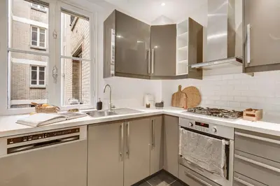 Plan de l'établissement Maratea - 2 chambres à Saint-Lambert
