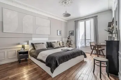 Un ou plusieurs lits dans un hébergement de l'établissement Turlure - 1 chambre à Montmartre