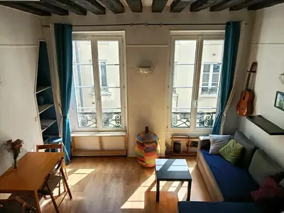 Plan de l'établissement Studio cosy plein centre de Paris