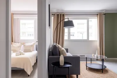 Un ou plusieurs lits dans un hébergement de l'établissement Beautiful Flat in Levallois