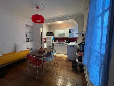 Cuisine ou kitchenette dans l'établissement Love Montmartre