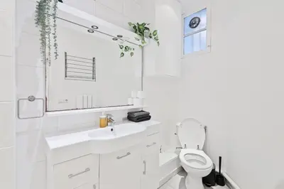 Plan de l'établissement Near Eiffel Tower Luxurious 1 Bedroom Apartment with Free Netflix