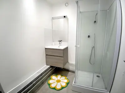 Salle de bains dans l'établissement Paris Asian District