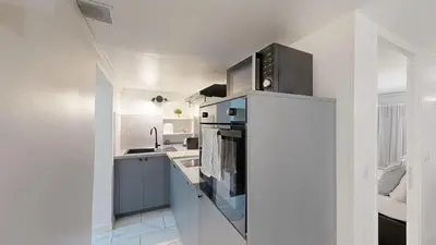 Cuisine ou kitchenette dans l'établissement Bienvenue dans le 10ème arrondissement !