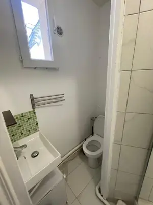 Salle de bains dans l'établissement Petit cocon au nord de Paris