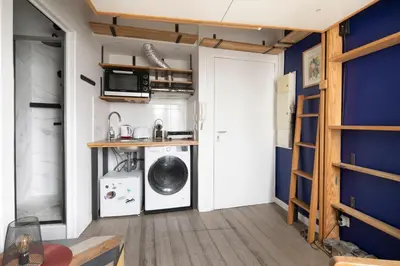 Cuisine ou kitchenette dans l'établissement Charming studio in La Bastille - 1BDR